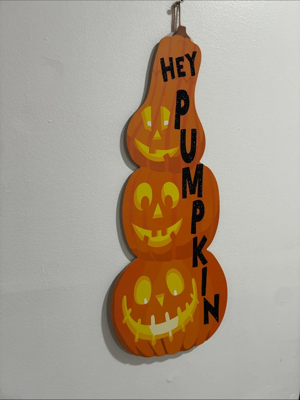 NWT- 24”- Glittered Hey Pumpkin- Triple Stacked Jack-O'-Lantern Wall Decor Sign